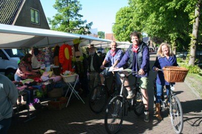 De marktmeesters op de fiets